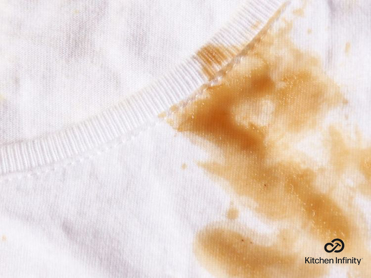 how to remove oily stains from clothing