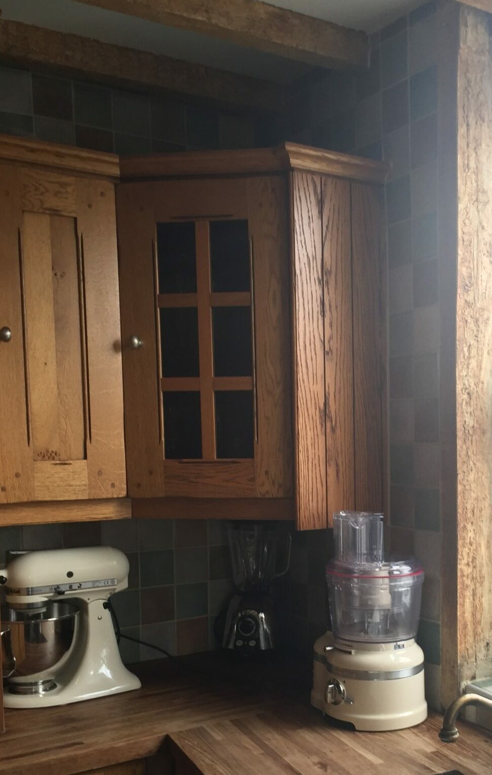 Basic Kitchen Cabinet design