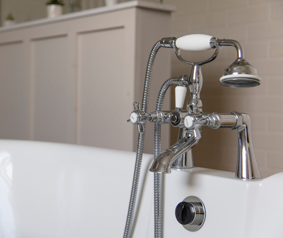 A picture of the best shower tub faucet combo from a popular brand
